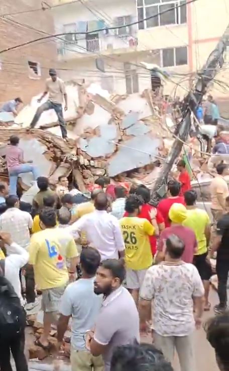 Delhi Building Collapse: Death Toll Rises to 7, Rescue Operations Continue